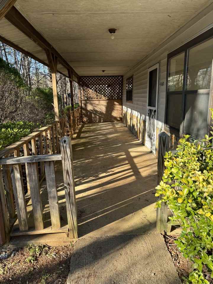 446 Pine Crest Cir #B - Photo 2 of 11