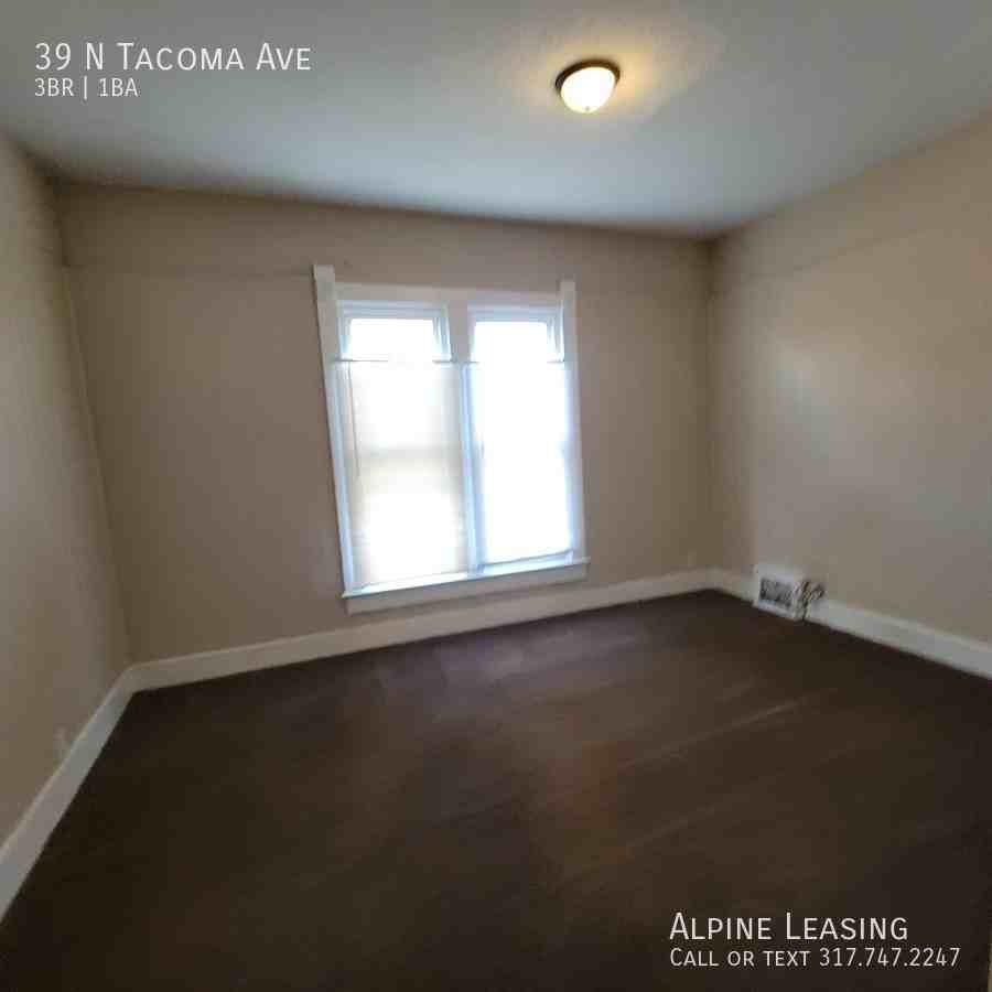 39 N Tacoma Ave - Photo 3 of 7