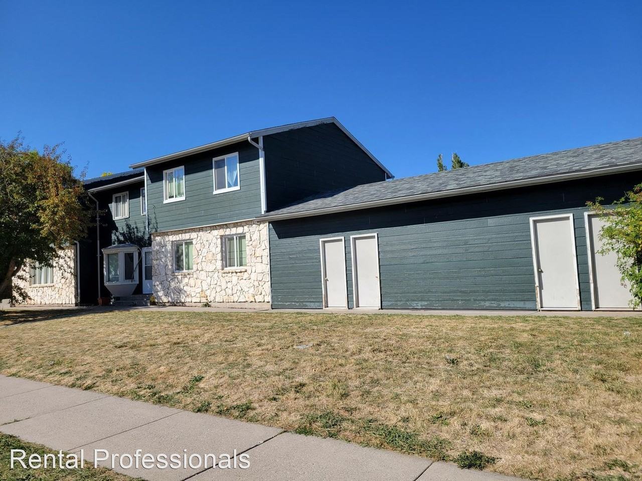 1605 W Koch St - Photo 3 of 33