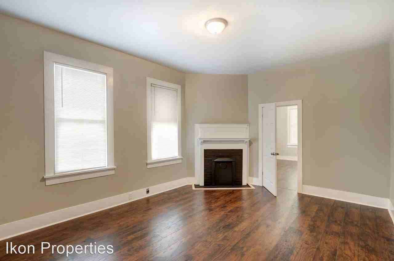 612 West Victory Drive - Photo 2 of 10