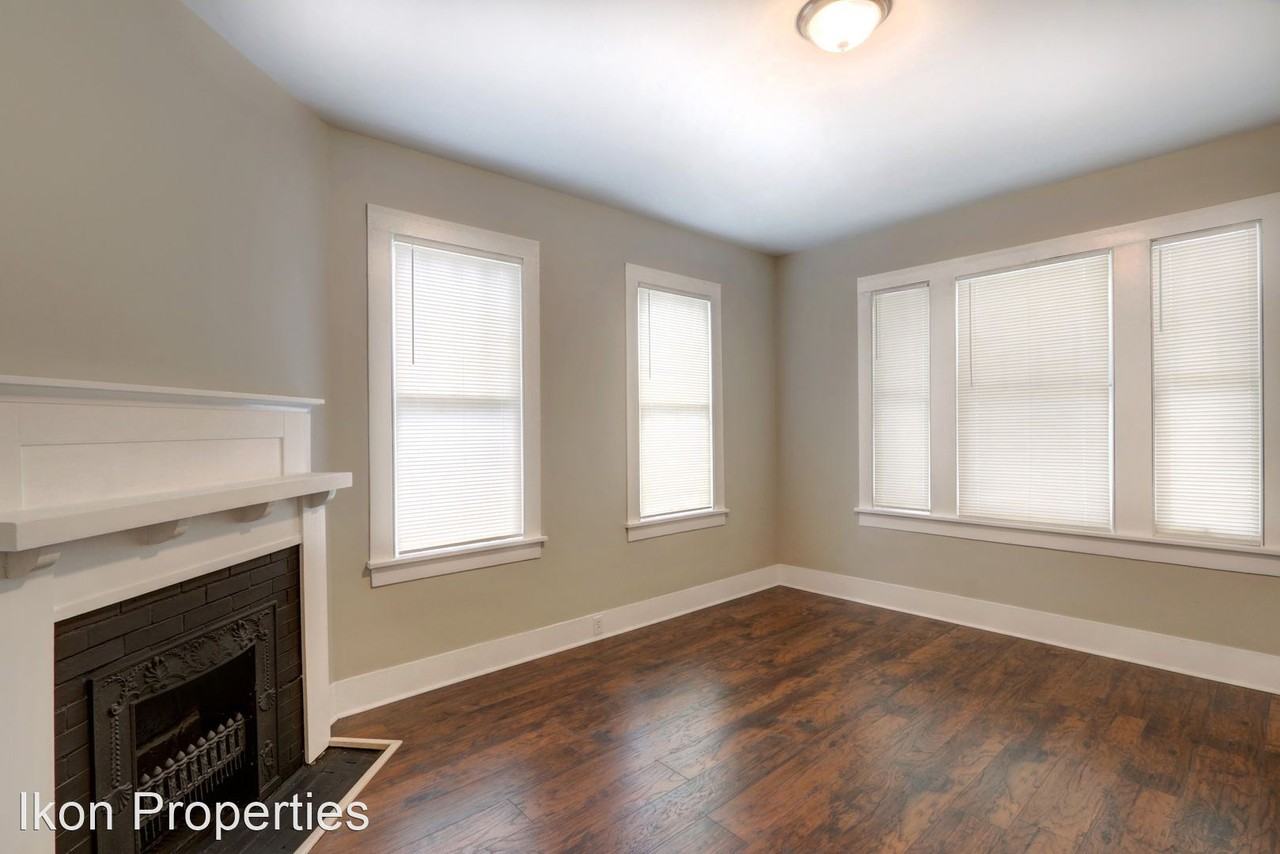 612 West Victory Drive - Photo 3 of 10