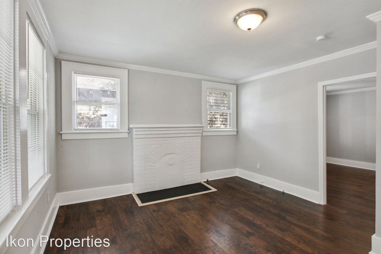 1334 East Waldburg - Photo 3 of 9