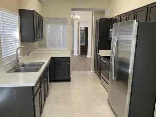 10746 Satinwood Cir - Photo 2 of 11