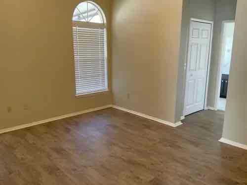 10746 Satinwood Cir - Photo 3 of 11