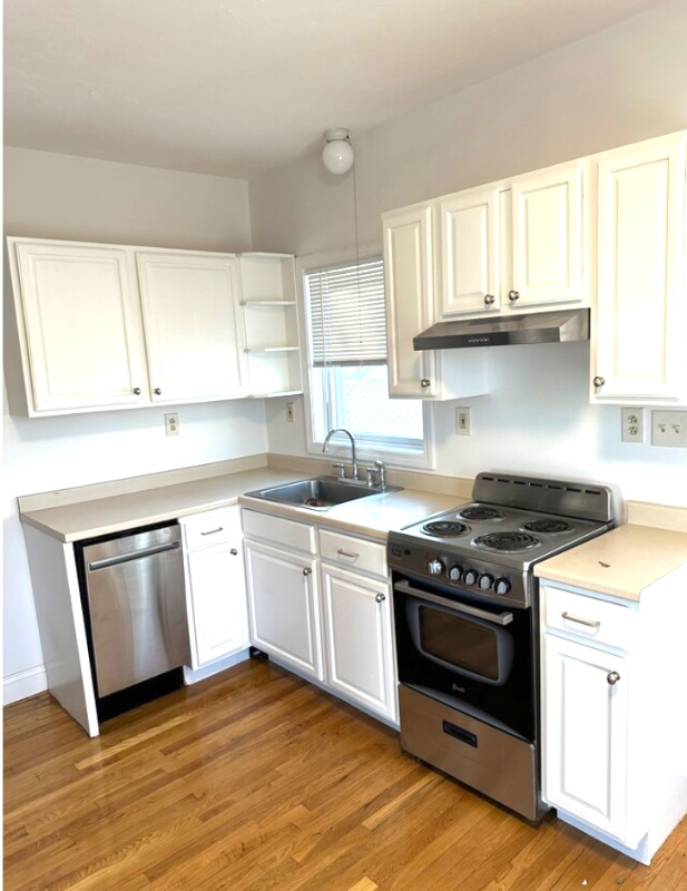 13 Gay St - Photo 3 of 9