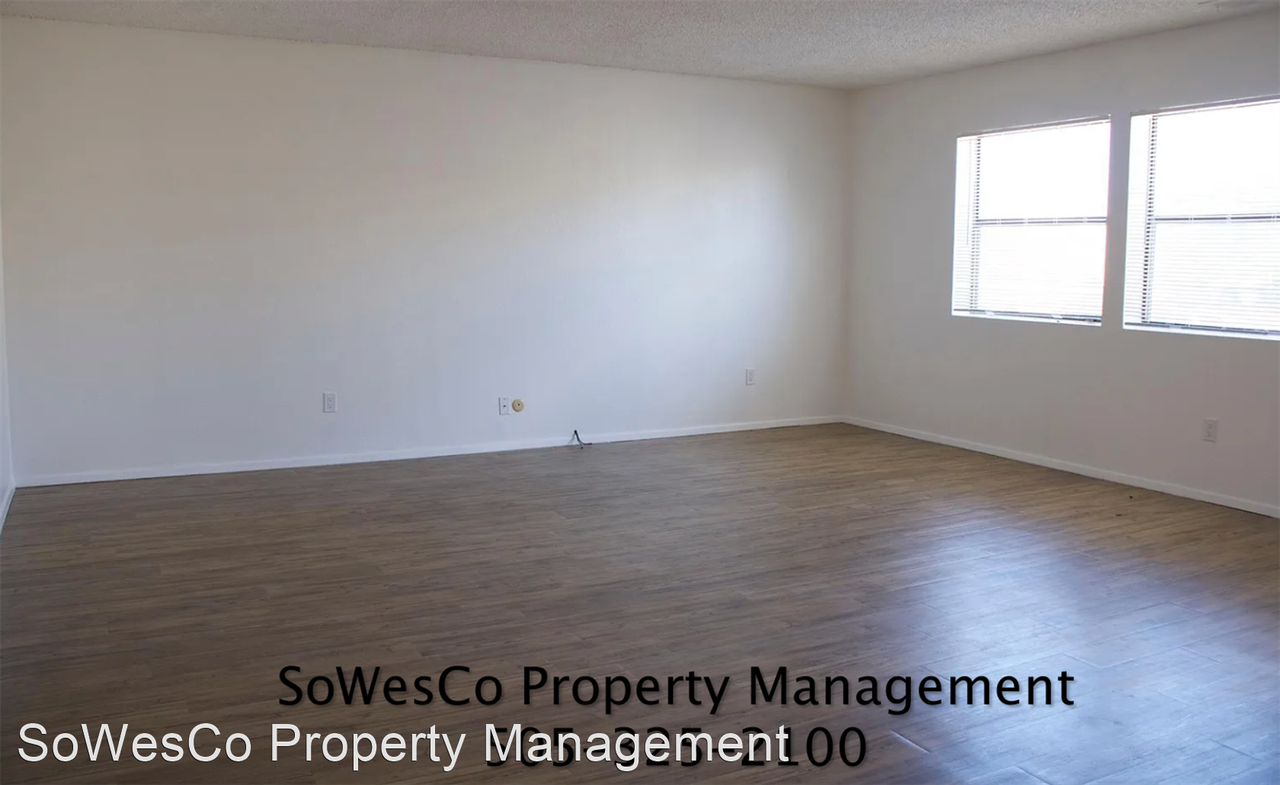 2012 N Tucker Ave - Photo 2 of 7