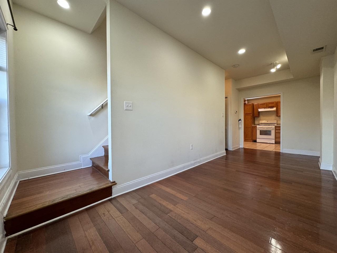 1522 3rd St Nw #A - Photo 4 of 23