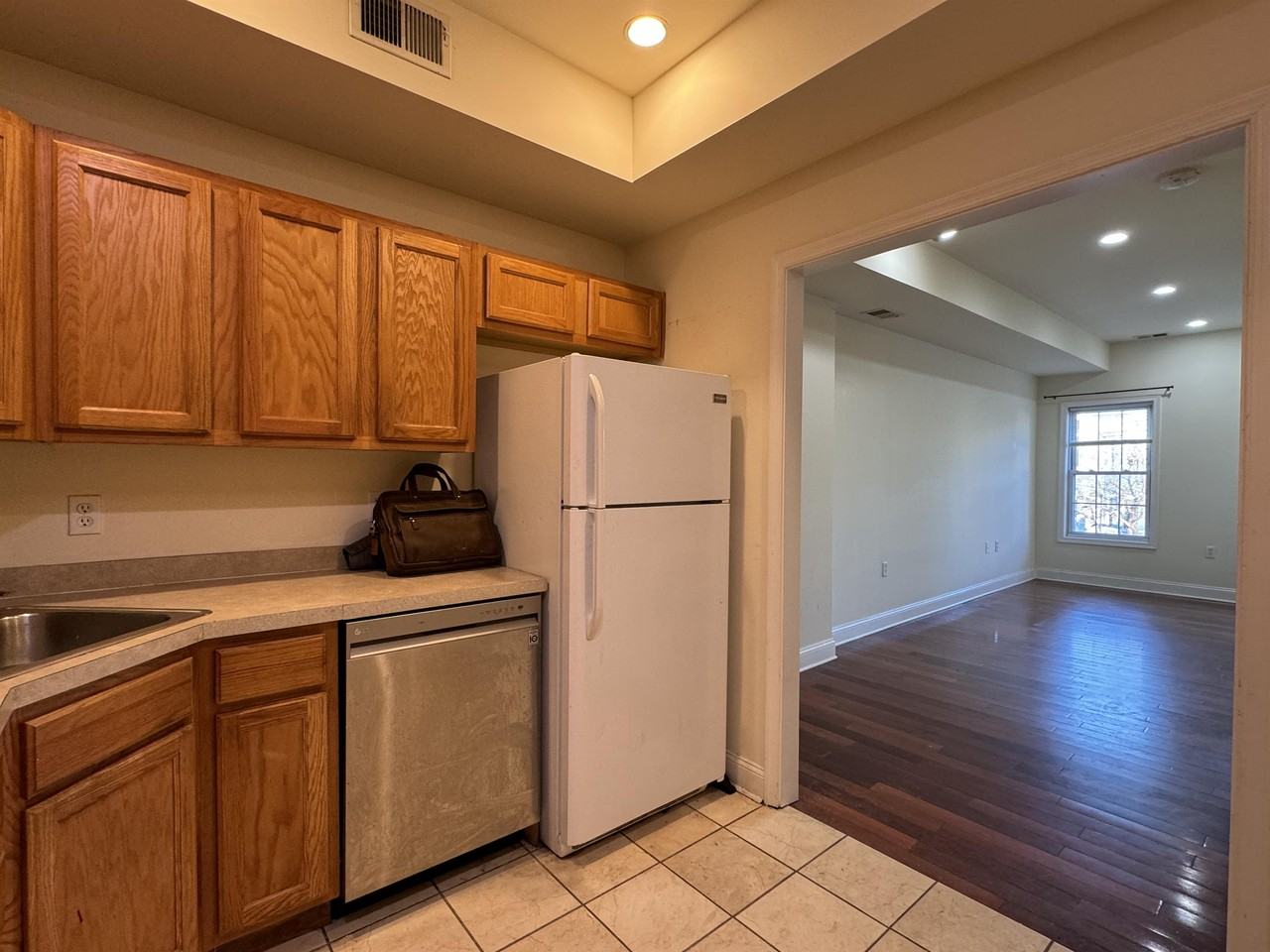 1522 3rd St Nw #A - Photo 6 of 23