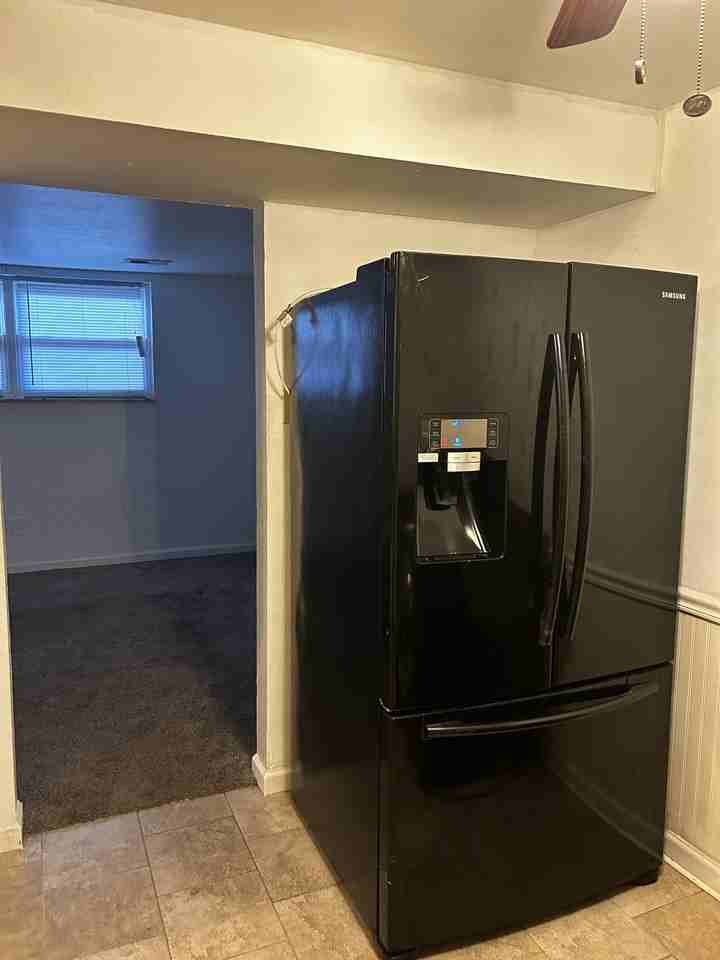 4082 Esseldale Dr #4082 - Photo 2 of 6