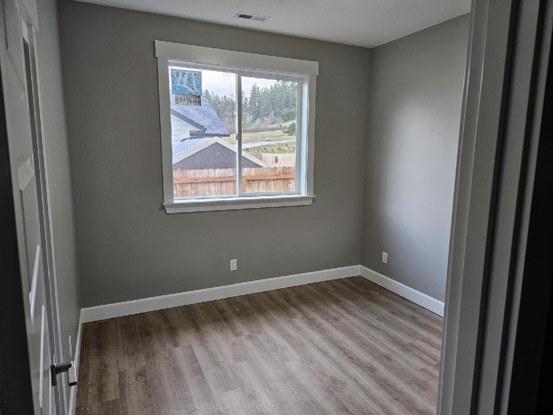 900 Riley Dr #NA - Photo 2 of 11