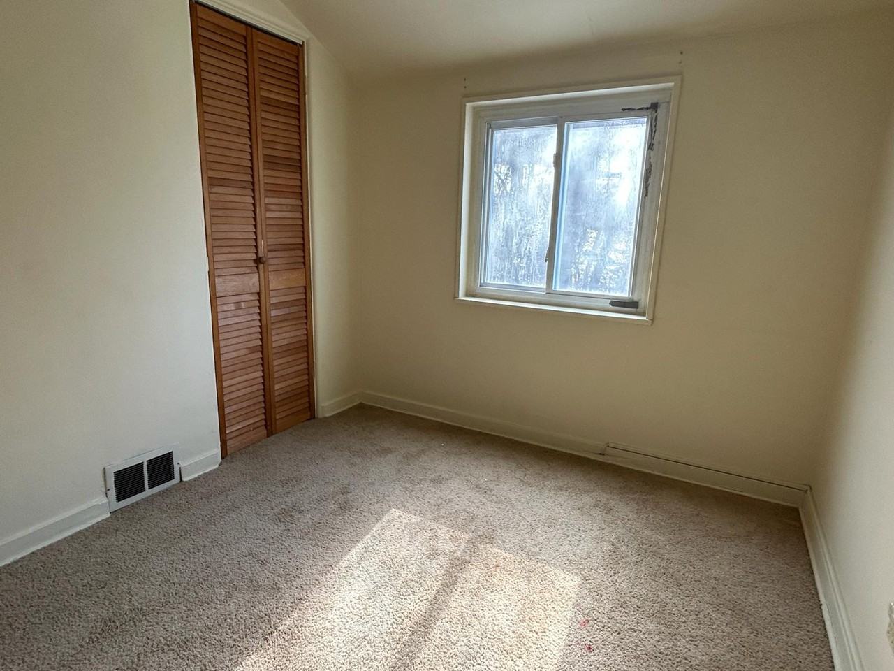 464 Elias Dr #1 - Photo 4 of 18