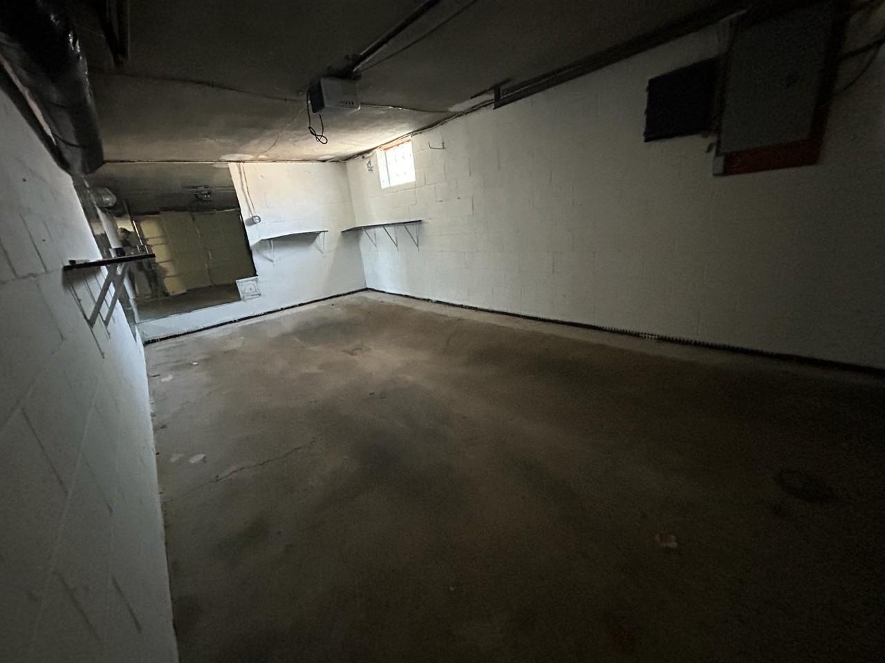 464 Elias Dr #1 - Photo 5 of 18