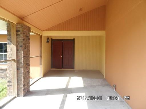701 Wood Ln - Photo 2 of 13