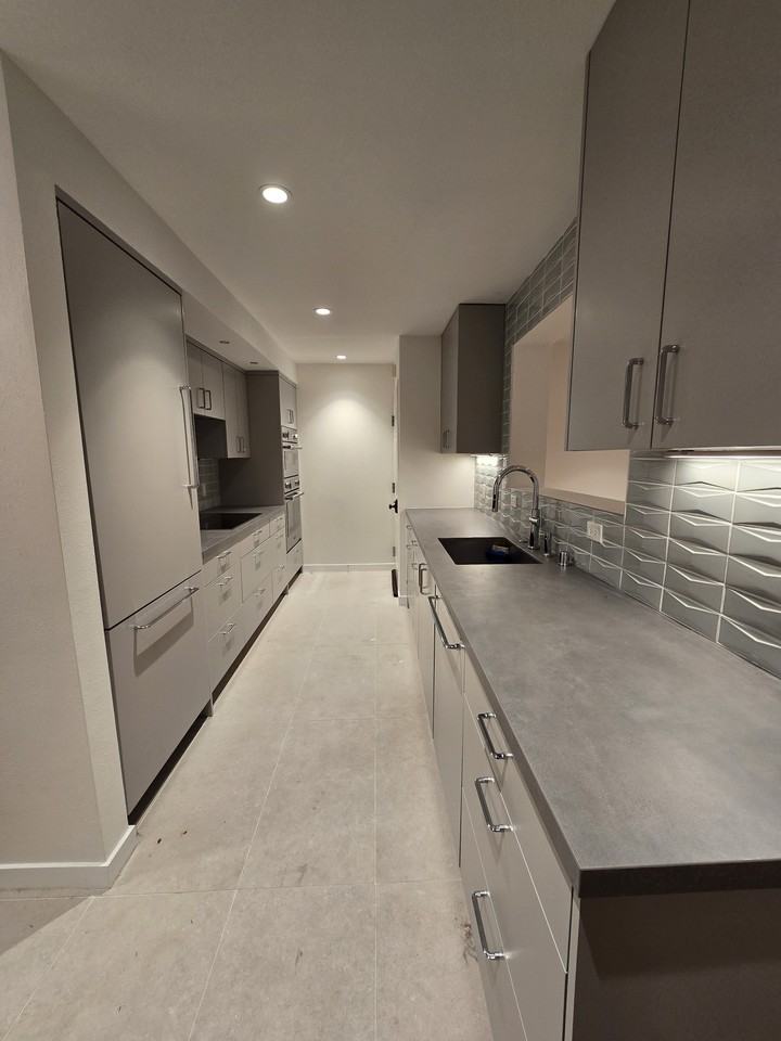 715 Frederick St #1 - Photo 2 of 19