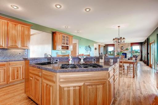 19748 Kershaw Ct - Photo 3 of 20