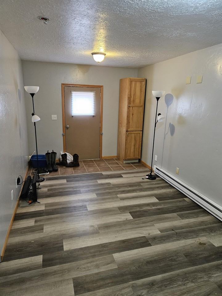 410 Smith Ave #1 - Photo 4 of 26