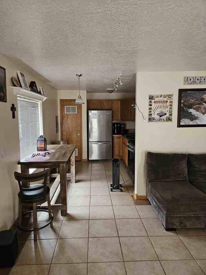 410 Smith Ave #1 - Photo 6 of 26