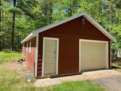 9485 Country Club Rd #1 - Photo 2 of 35