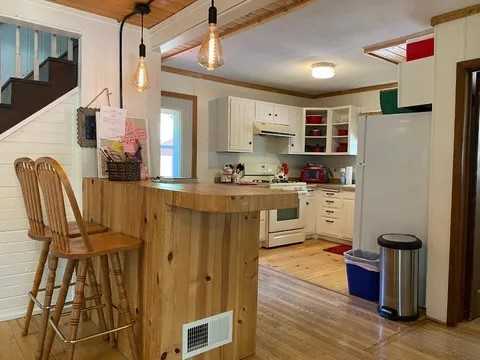 9485 Country Club Rd #1 - Photo 4 of 35