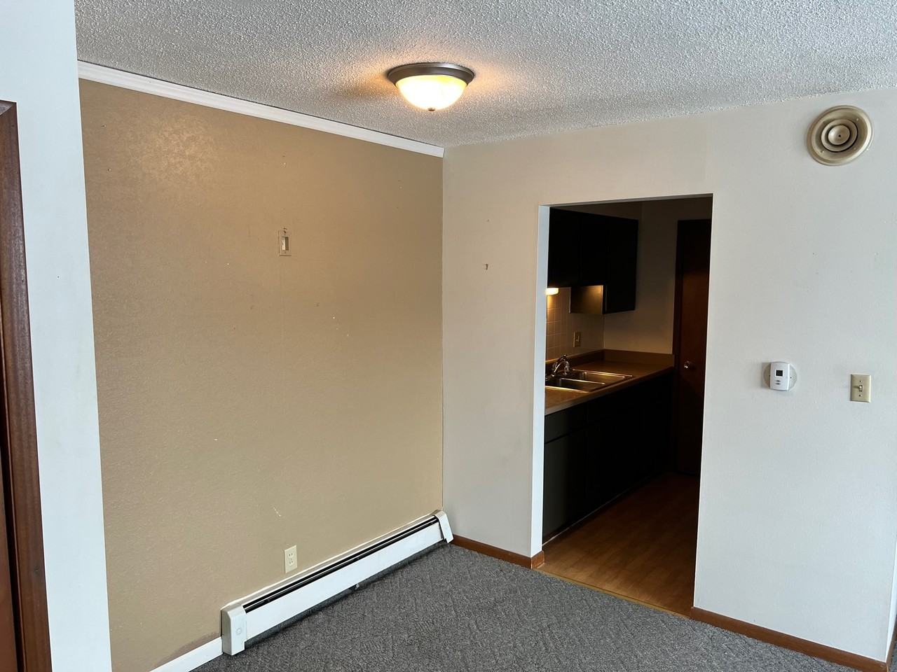 Janus Real Estate 477 5th Avenue Apartments 477 5th Ave, Marion, IA