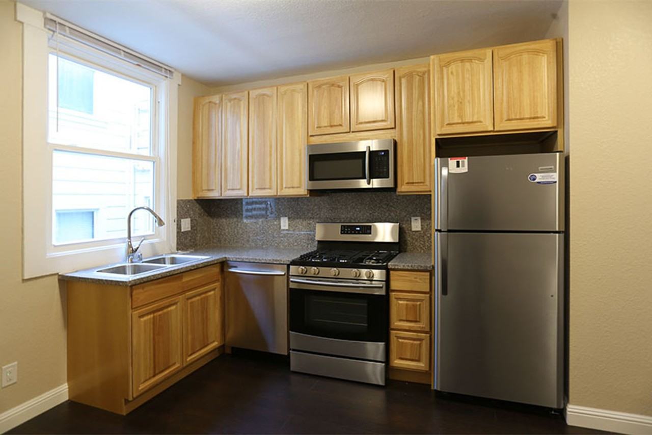 780 Guerrero - Photo 2 of 11