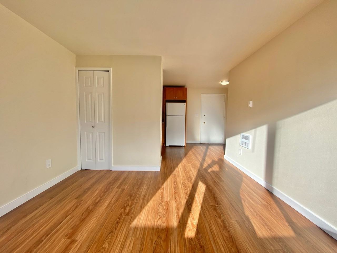 Summit Apartments - Photo 2 of 21