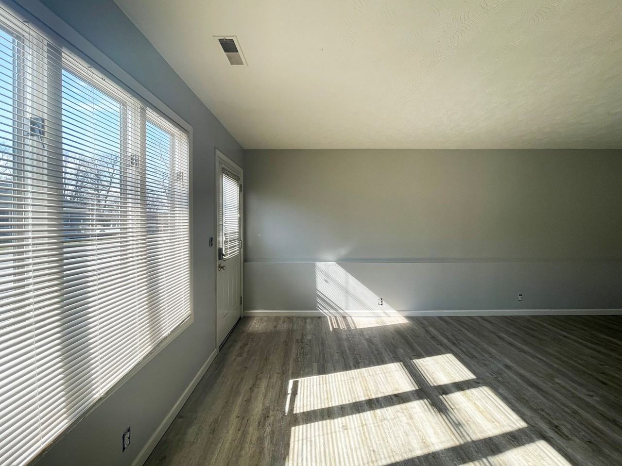 9012 West Jackson Street - Photo 6 of 21