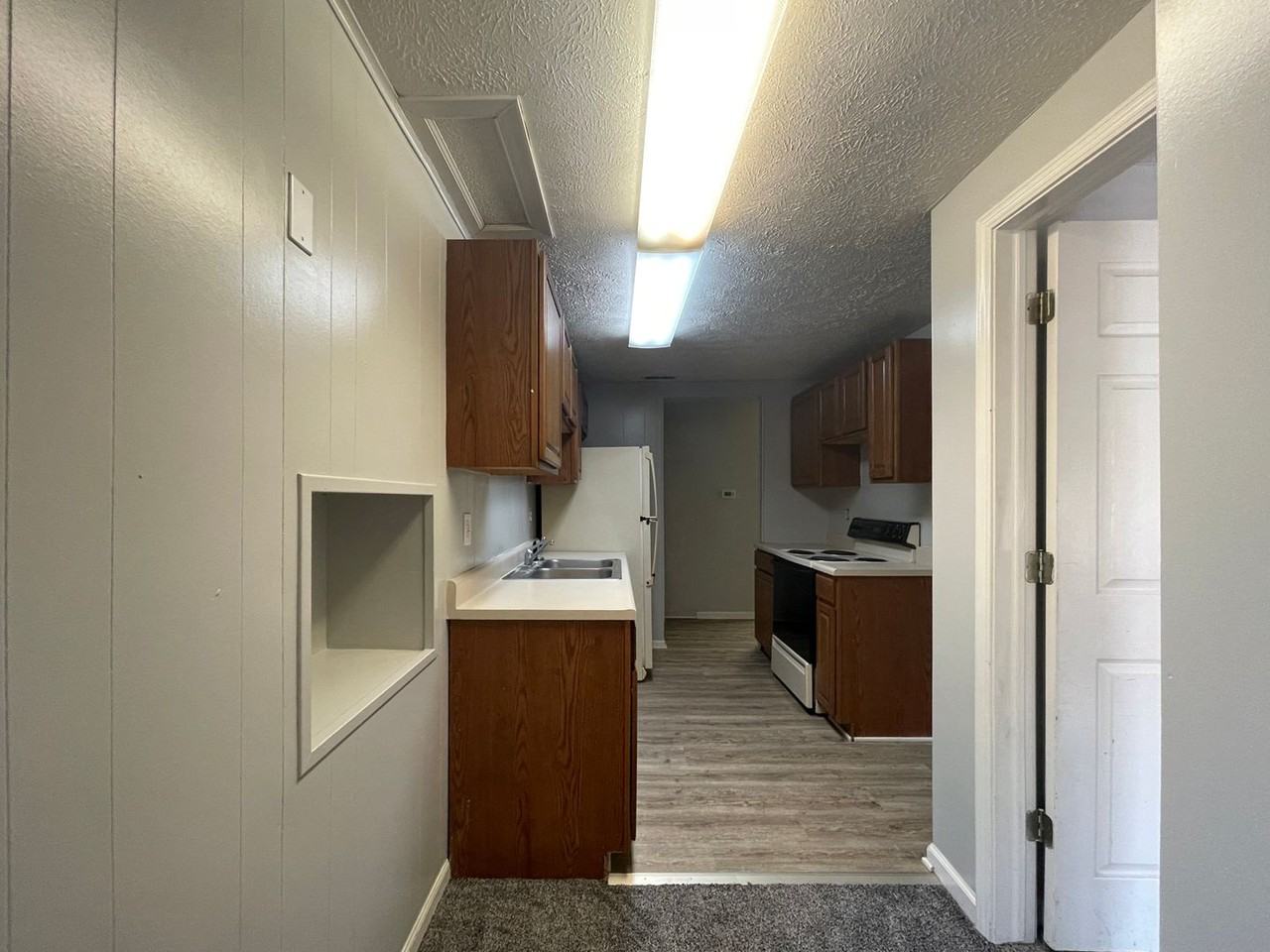 9012 W Jackson St - Photo 7 of 19