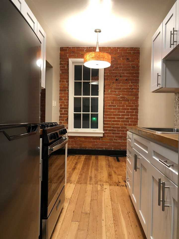 Rosetta - Photo 3 of 4