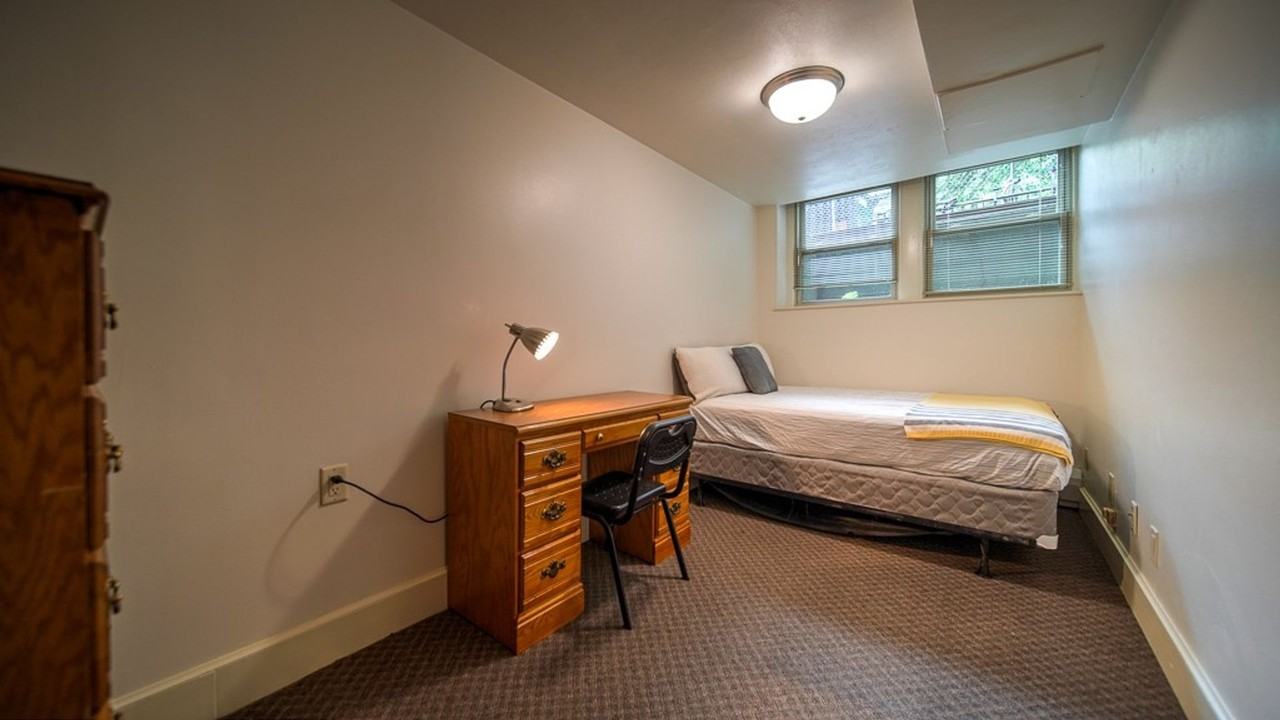 118 - Photo 2 of 19