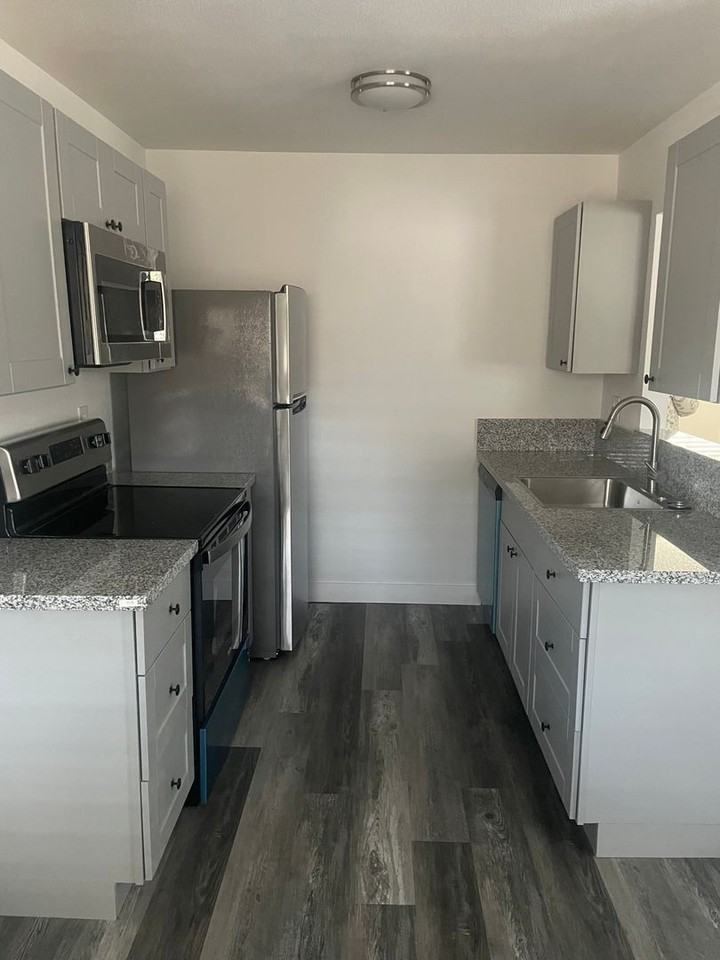 285 Boulder Creek Drive - Photo 3 of 11