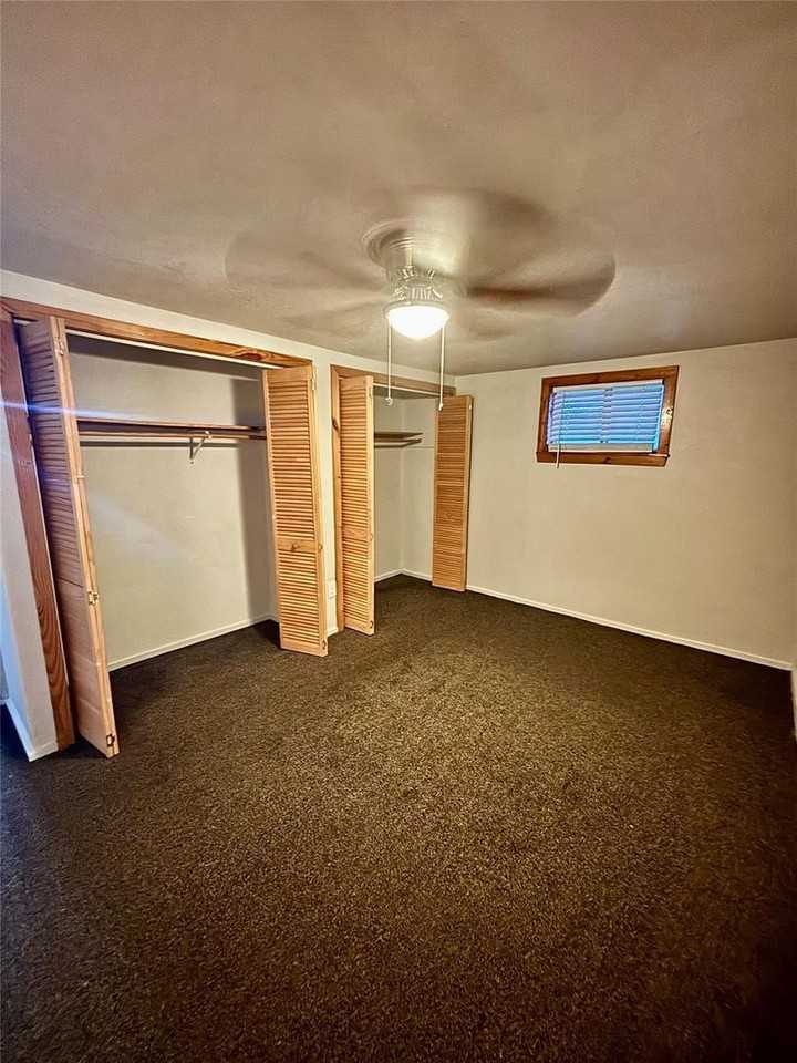 Lakeside Bungalows 1 - Photo 5 of 34