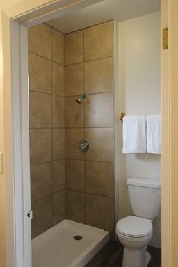 Updated unit close to CMU! Live without roommates at an affordable price! - Photo 6 of 13