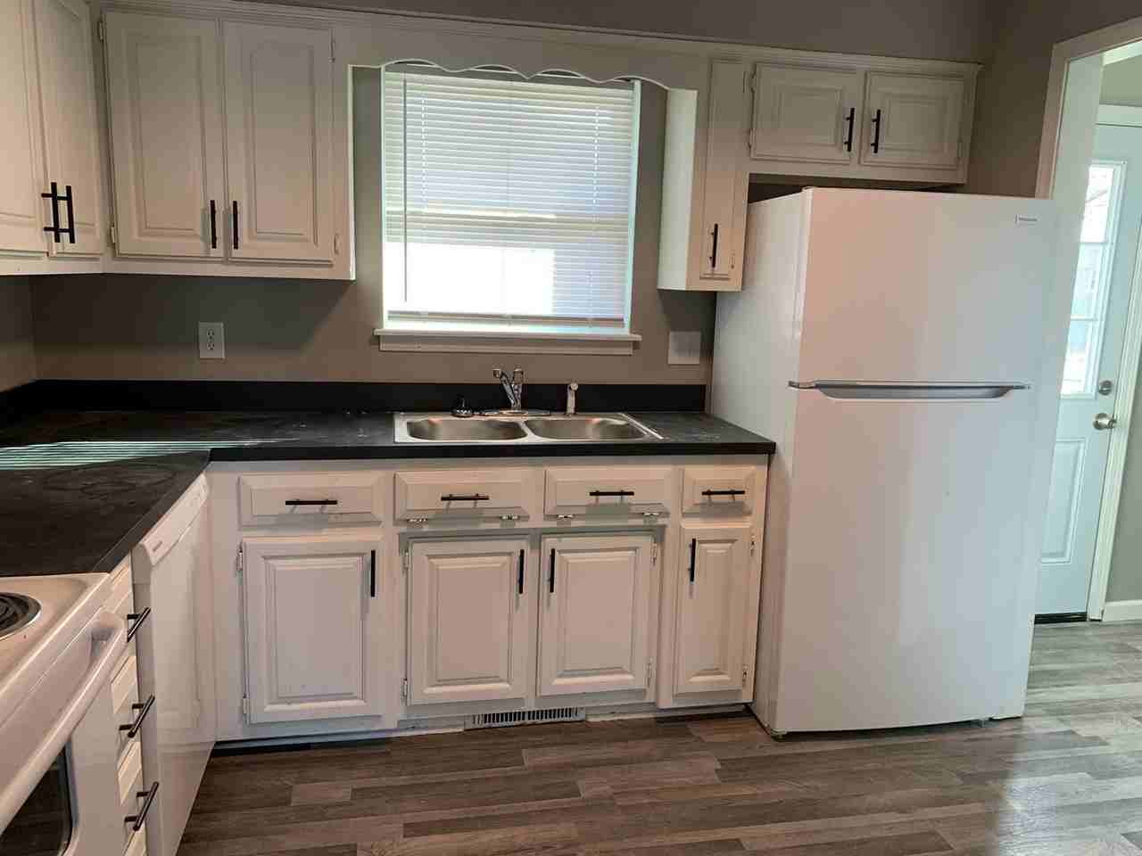 3028-3030 W 15th St - Photo 3 of 9