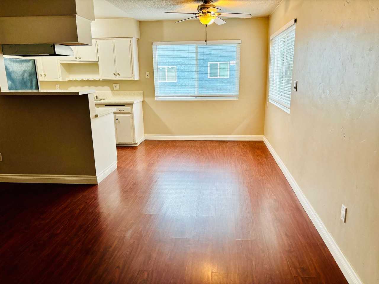McClintock Apartments - Photo 7 of 21