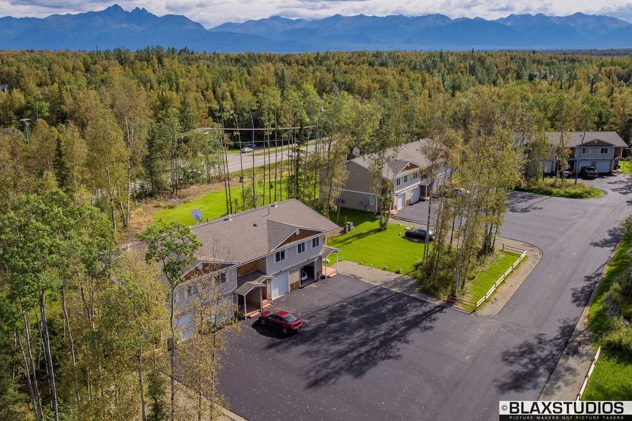 2444 W Ben Hogan Ave - Photo 3 of 40