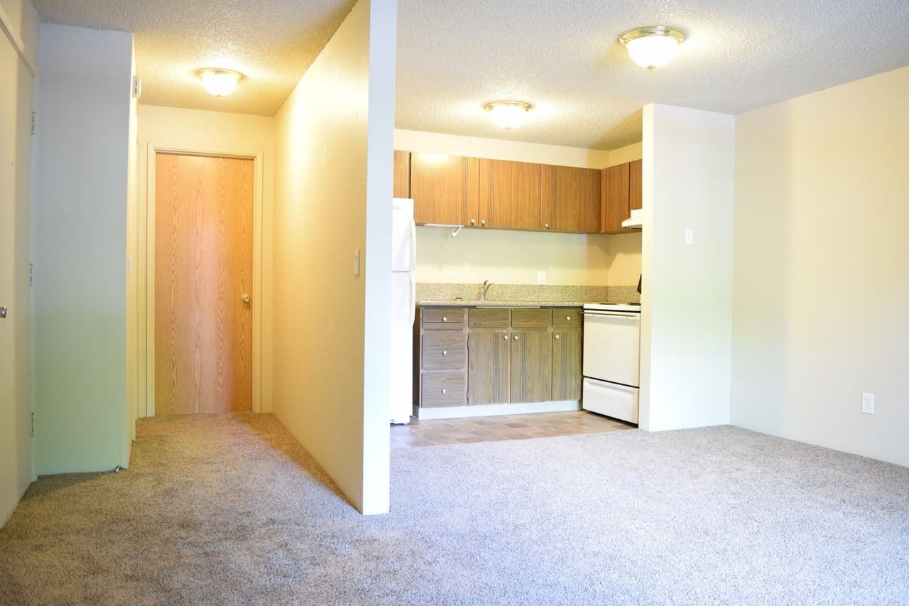 Fall Quarters - Photo 2 of 16
