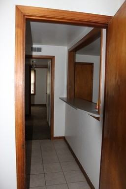 138 S 76th St - Photo 3 of 10
