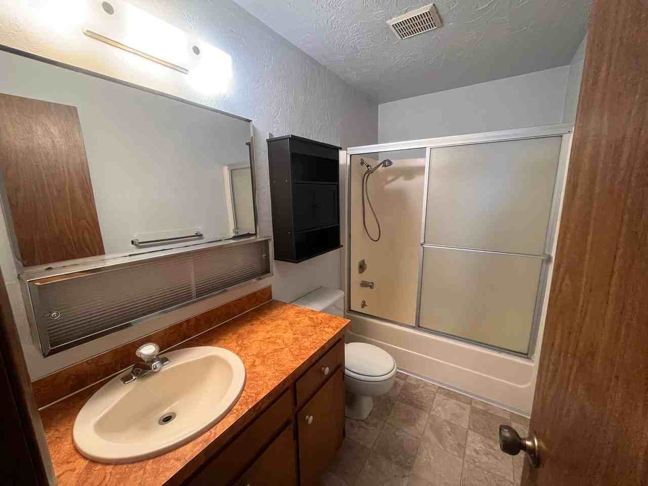 1531 High Street #1-8 - Photo 3 of 5