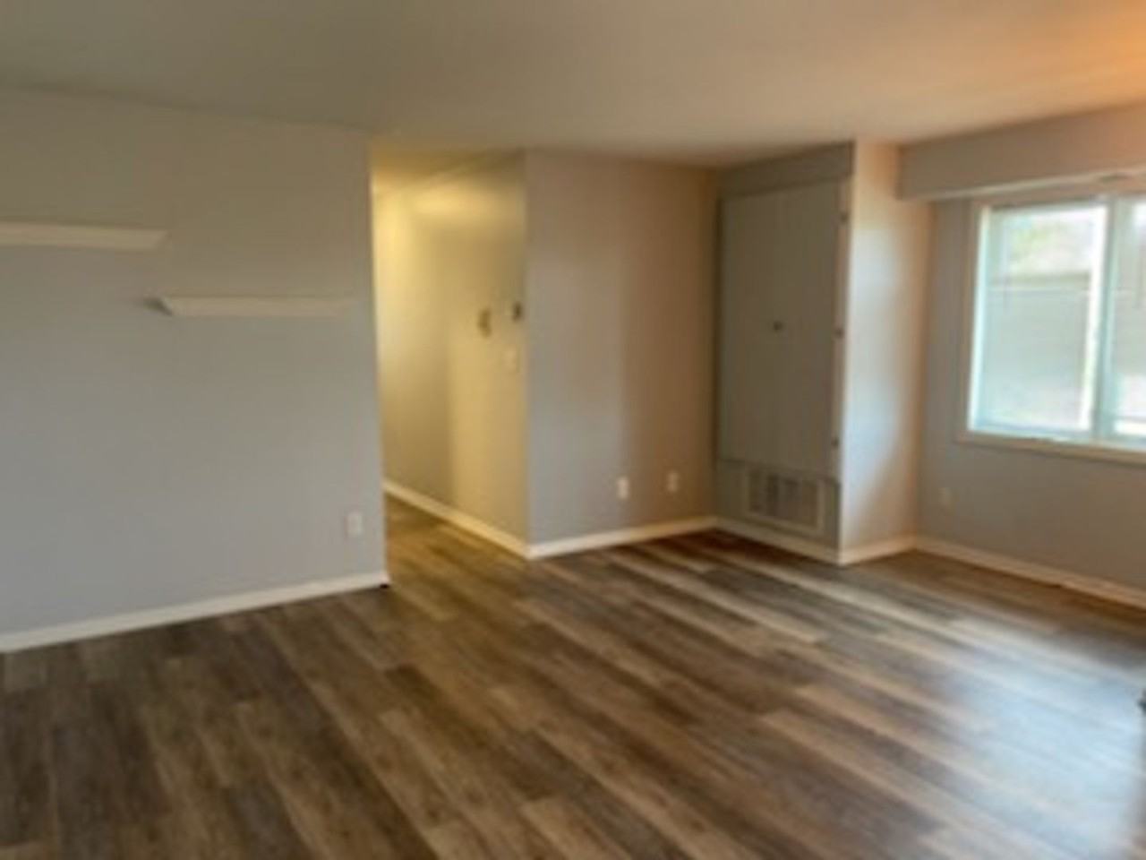 The Hideaway Apartments - Photo 3 of 20