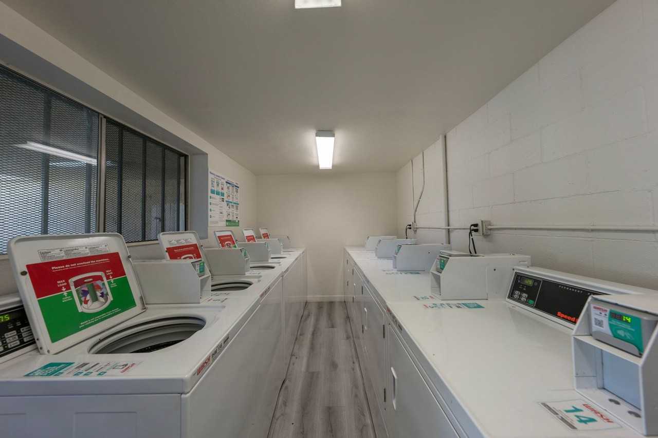 14019 Cerise Ave - Photo 3 of 34