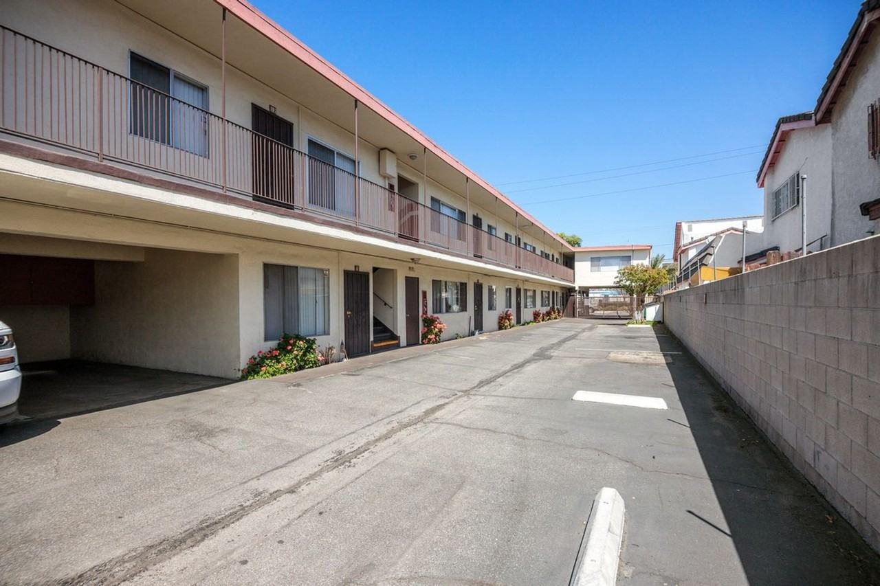 Emerald Crest Apartment Homes - Photo 3 of 20