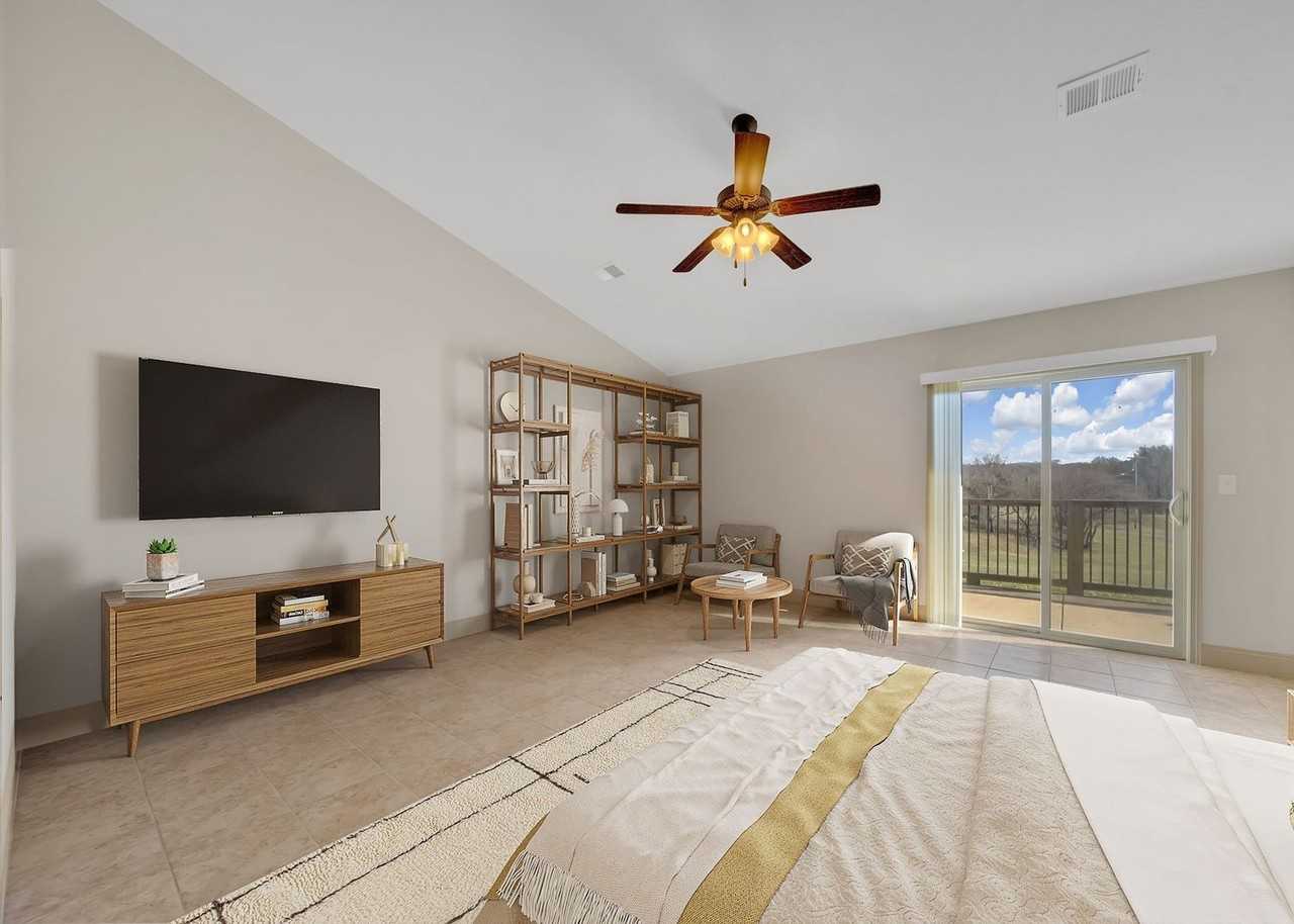 Hillrise Apartments - Photo 3 of 23