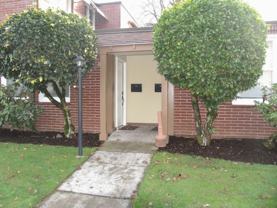 8104 SE 8th Ave - Photo 1 of 1