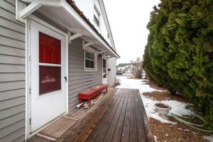 featured image of 170 170 - 172 NE Juniper St