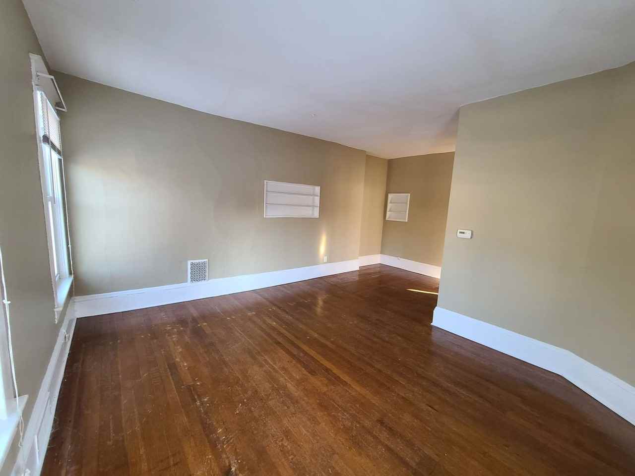 705-707 E Grove (New) - Photo 3 of 10