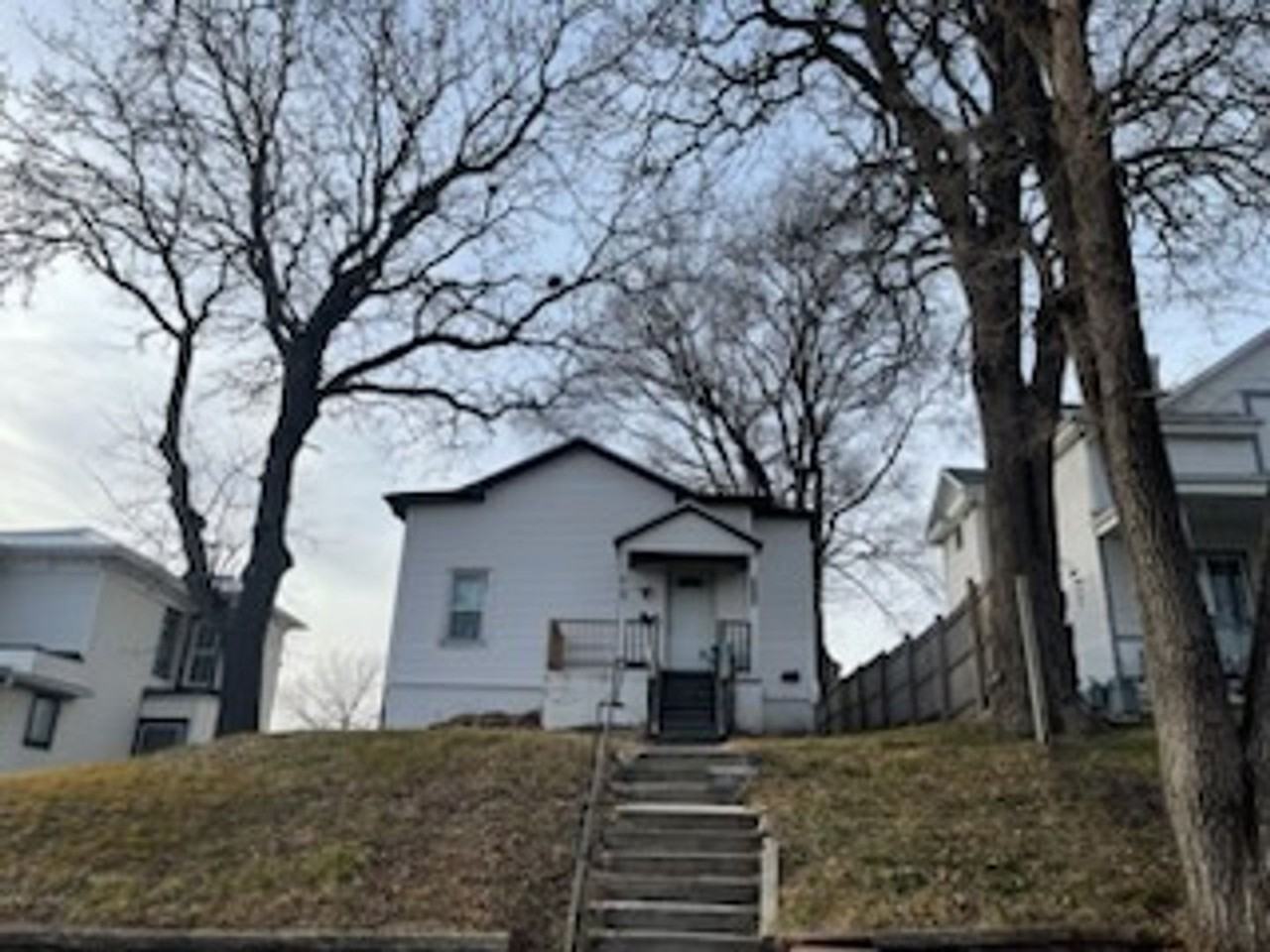 2223 Douglas Street - Photo 2 of 25