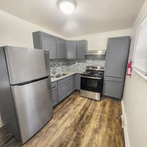 603 W 4th St - Photo 1 of 1