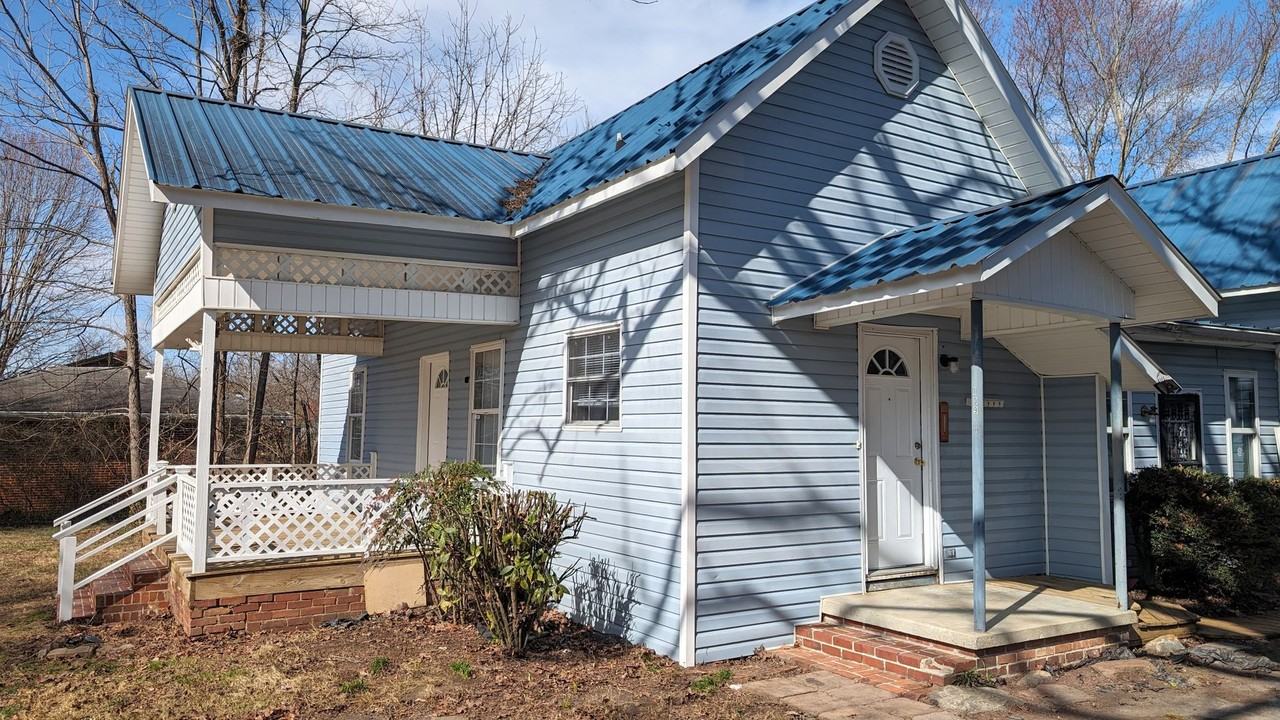 Westall St Duplex - Photo 2 of 9