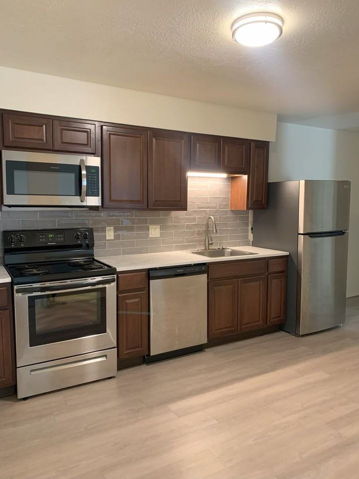 309 Richard Dr. - Photo 3 of 8